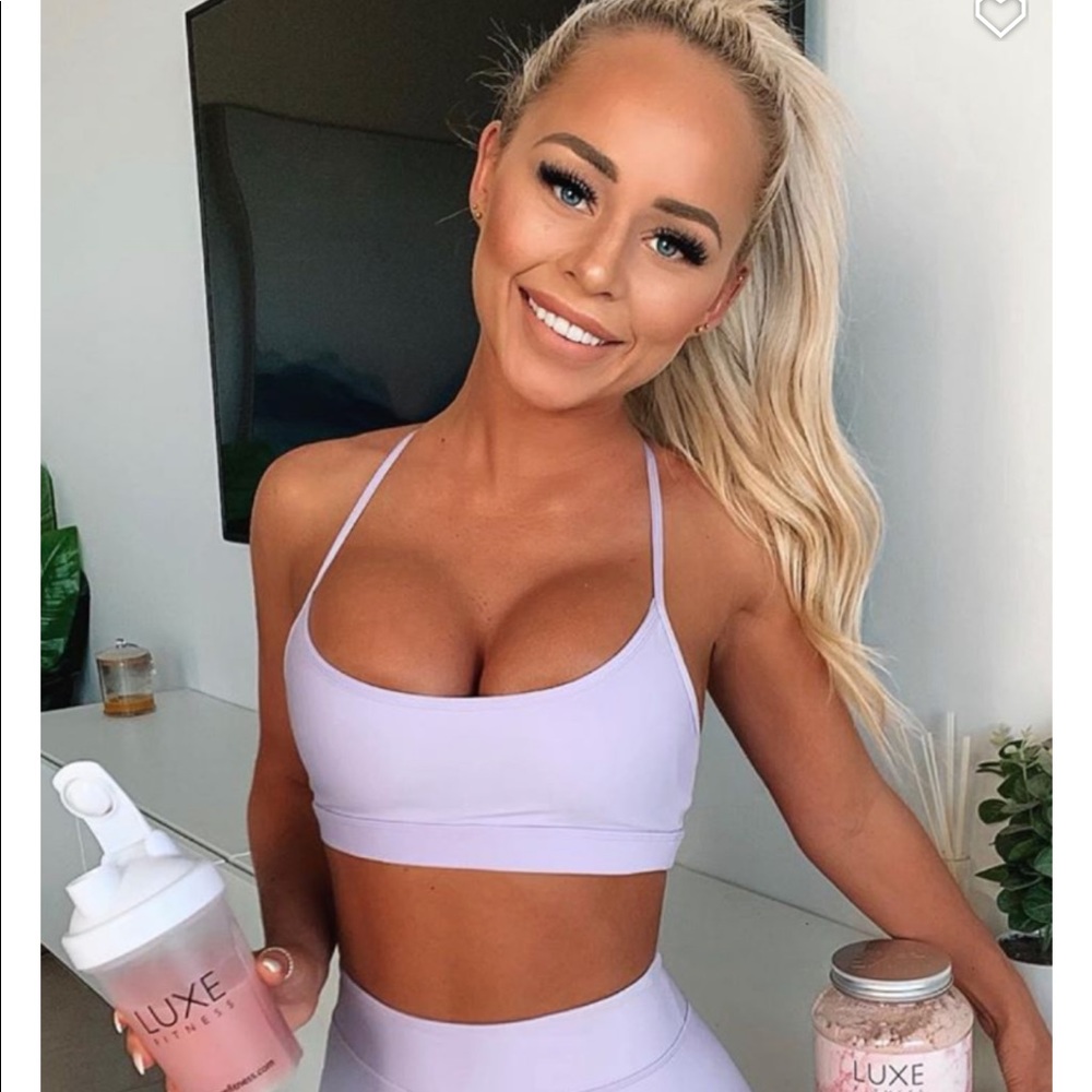 White fox active Nora Sports Bra Lilac